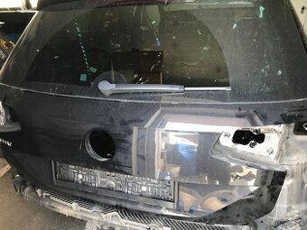 Zadný kufor vw passat b8 kombi combi