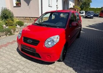 Kia Picanto 1,1i serviska klima top stav benzín manuál 48 kw