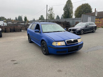 Škoda Octavia combi I na NÁHRADNÍ DÍLY