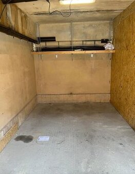 Garáž 13m2 na Bebravskej ulici BA II PREDAJ