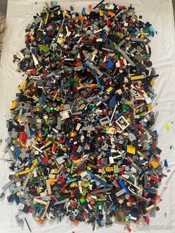 Predám mix lego 14kg za menej ako 15€
