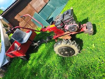 Malotraktor motorobot kulti