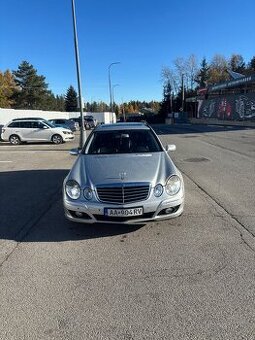 Mercedes E280cdi pozorne čitaj