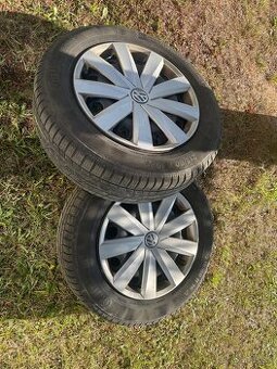 Predám 4ks zimné pneumatiky na plechových diskoch 215/60 R16