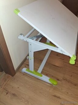 Detsk pisaci stol