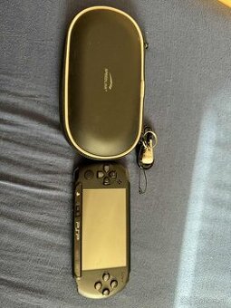 Predám  Sony PSP Street (E1004)