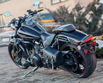 YAMAHA XV STAR 1900 RAIDER-EXKLUZIVNY KUSOK
