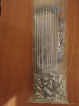 Špice KTM 19" (98-22) 3,60€ - 1