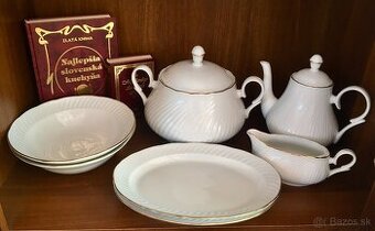Porcelánová 7 dielna súprava - misa, čajník, omáčnik, tácky