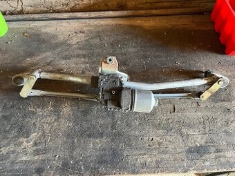 Motorček stieračov audi a4 b7