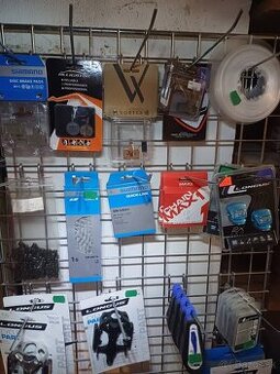 Náhradné diely za likvidačnú cenu zo zrušenej predajne