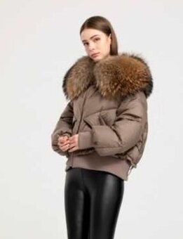 paperová bunda s pravou kožušinou