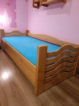 Predám detskú posteľ 80x180 s matracom
