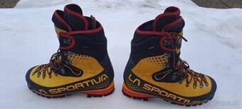 La Sportiva Nepal Cube GTX