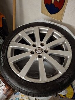 Predám elektróny s pneu  r20