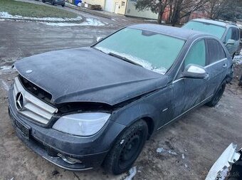 Rozpredám na diely Mercedes C W204 2.2 CDI 646.811