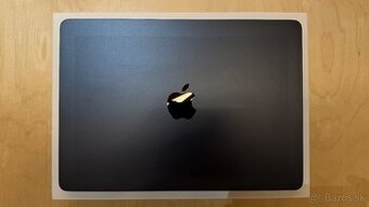 Apple MacBook Air 13" _ M2 _ 256 GB _ 8 GB _ Midnight