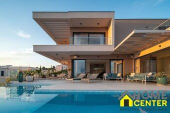 NA PREDAJ luxusná vila / 210 m² / Dalmátsko, mesto Primošten