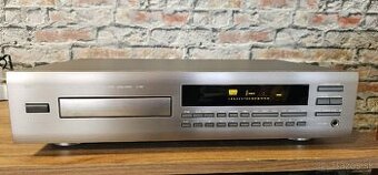 YAMAHA CDX-560 Titan CD Prehrávač Natural sound