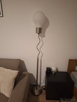 Stojanová lampa