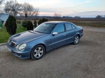 Mercedes-Benz E320 CDI ročník 2002
