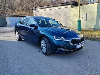 Škoda octavia 4 1.0 tsi Style
