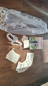Svadobné doplnky, bižutéria, podvazkove pásy, menovky,závoj