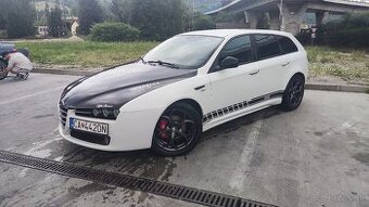 Alfa Romeo 159 2.0JTDm rok 2010