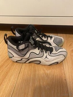 Vans, Jordans, Nike, New Balance 43(27,5cm)