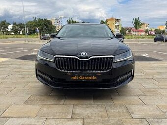 Škoda Superb Combi 2022 2.0 TDI SCR Ambition DSG7 Cockpit
