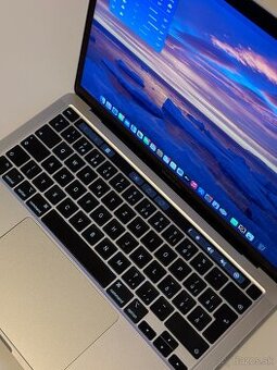 MacBook Pro 13 M1 – dobrý stav, 512 GB, 8 GB RAM