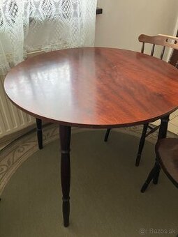 Kuchynsky stol+stolicky