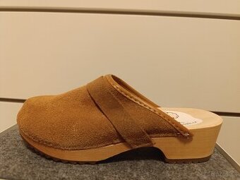 Dámske kožené dreváky - 1