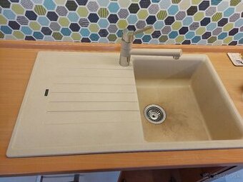 Granitový drez s batériou zn. Blanco