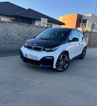BMW i3s 120Ah, r.2022, Adaptív LED/Temp., Kam.⭐odpočet DPH⭐