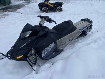 Ski doo summit 800R E-Tec rev xp 154 skidoo summit
