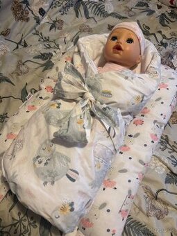 Zavinovačka pre bábätko a vankúš na kojenie