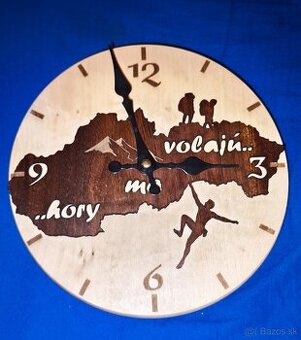 Drevené hodiny
