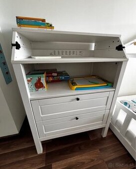 Prebaľovací pult SUNDVIK