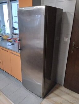 Predám chladničku Hotpoint ARISTON A+class