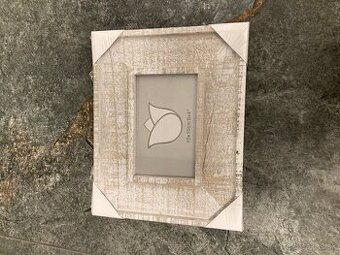 Drevene fotoramy na fotografie