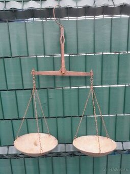 Predám rovnoramenné váhy