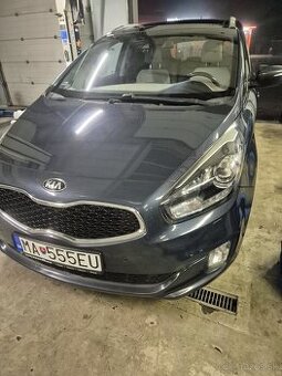 Carens 1.7crdi 7miest AUTOMAT