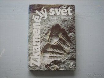 Skameneliny fosílie.