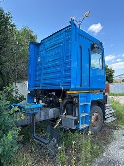 Ponúkam náhradné diely na Renault 440