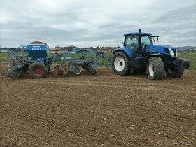 NEW HOLLAND T7 235