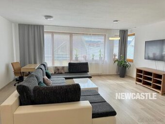 NEWCASTE⏐PRENÁJOM 3 izbového bytu v ART Galéria