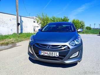 Hyundai i30 CW Kombi 1.6i GDI 16V DOHC Style