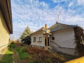 42027-DRAŽBA rodinného domu s veľkým pozemkom, Vrakúň