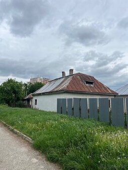 Rodinný dom kocka s pozemkom